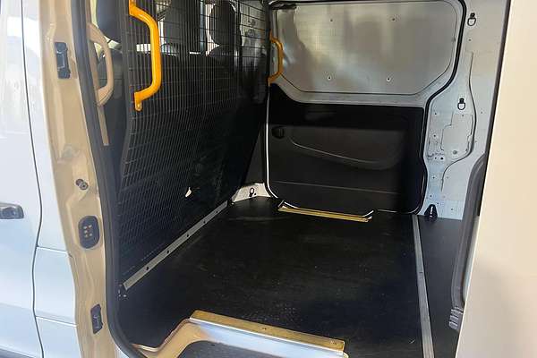 2020 Mitsubishi Express GLX SN LWB