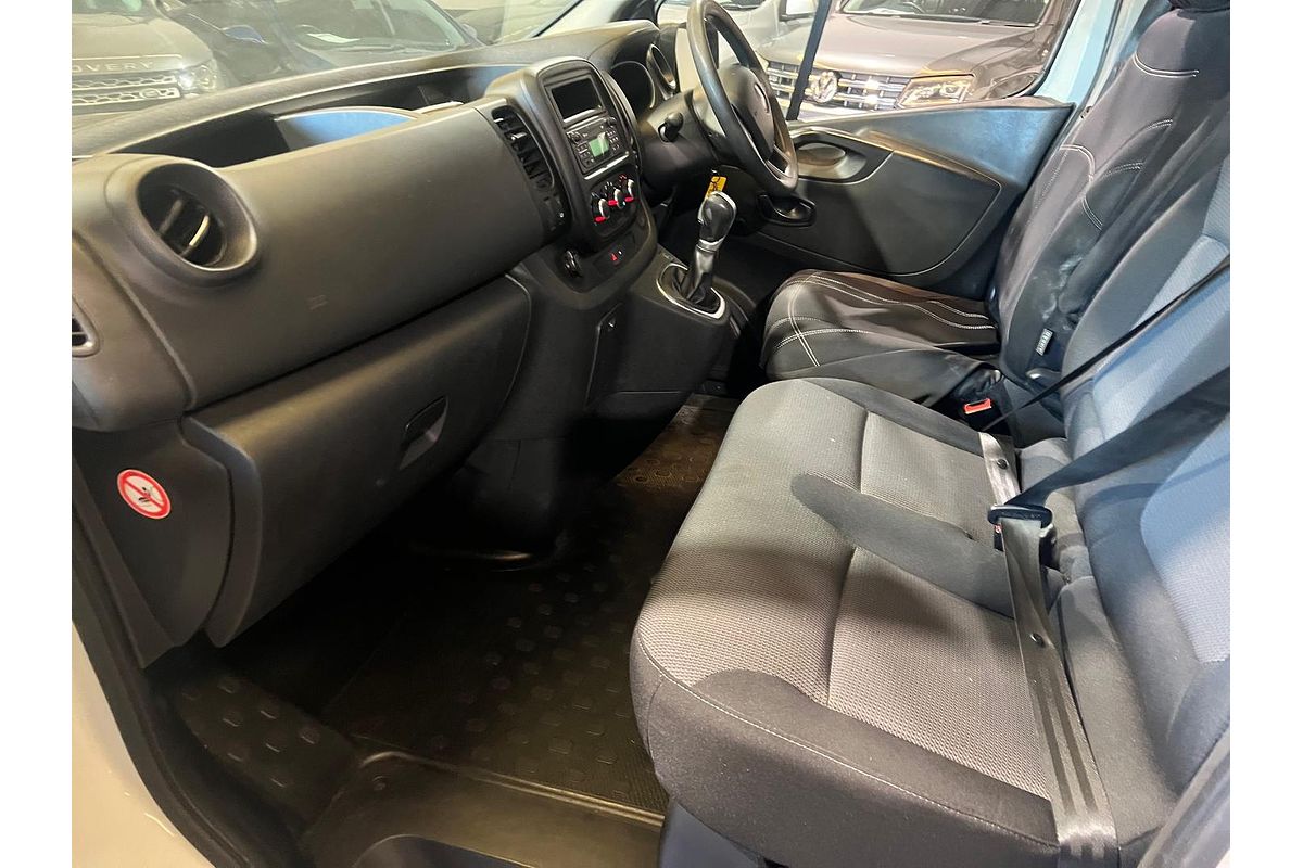 2020 Mitsubishi Express GLX SN LWB