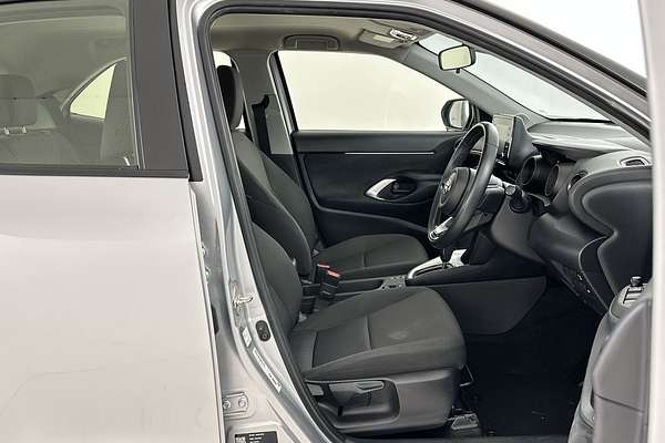 2023 Toyota Yaris Cross GX