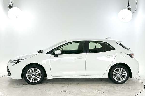 2022 Toyota Corolla Ascent Sport MZEA12R