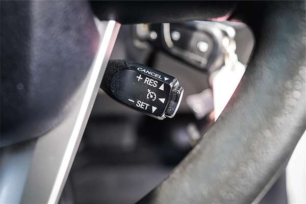 2017 Toyota Hilux Workmate GUN125R 4X4