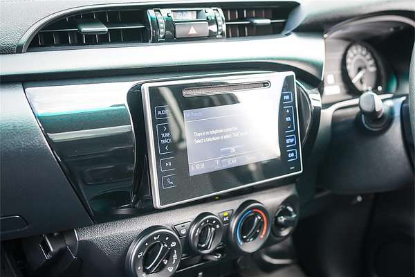 2017 Toyota Hilux Workmate GUN125R 4X4