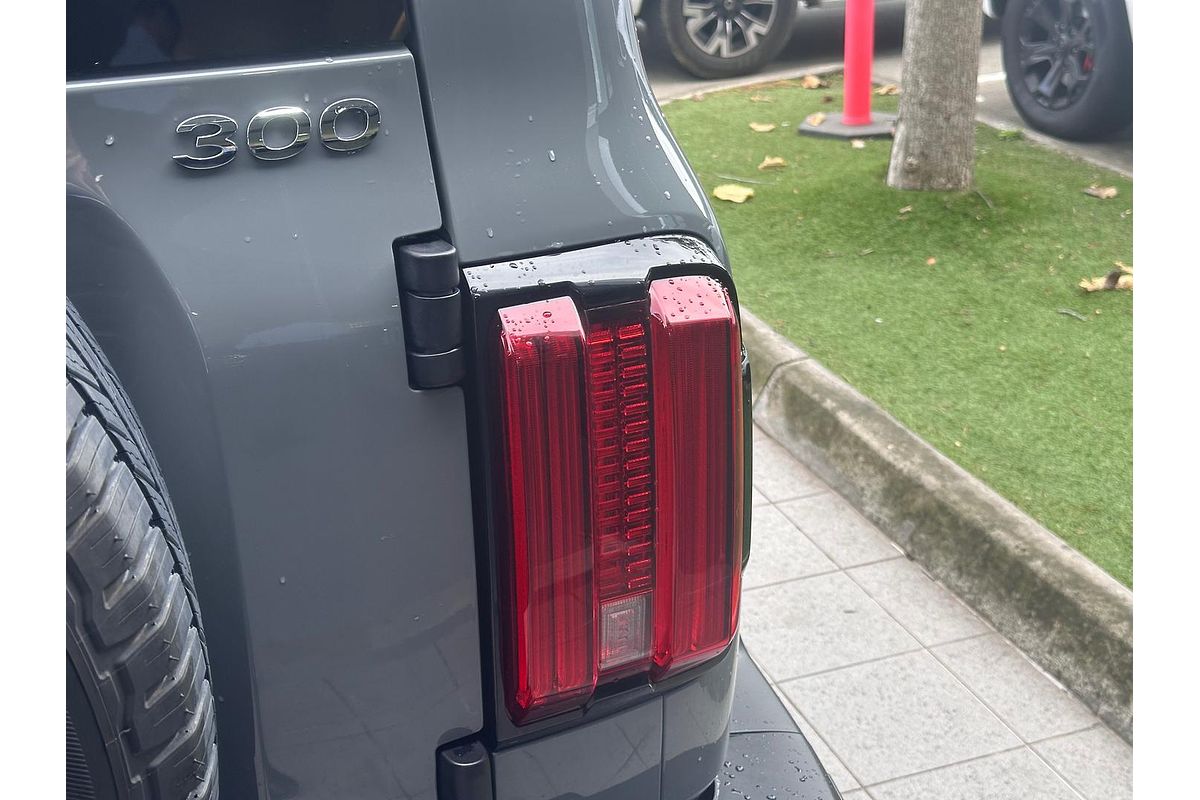 2023 GWM Tank 300 Ultra Hybrid P01