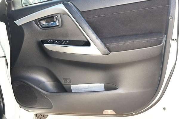 2023 Mitsubishi Pajero Sport GLS QF