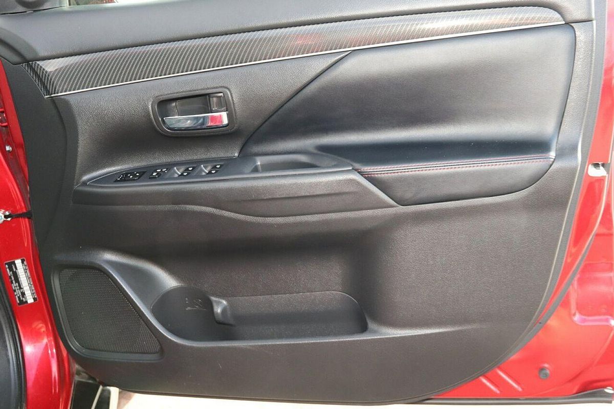 2021 Mitsubishi Outlander Black Edition ZL