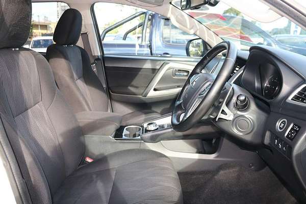 2023 Mitsubishi Pajero Sport GLS QF
