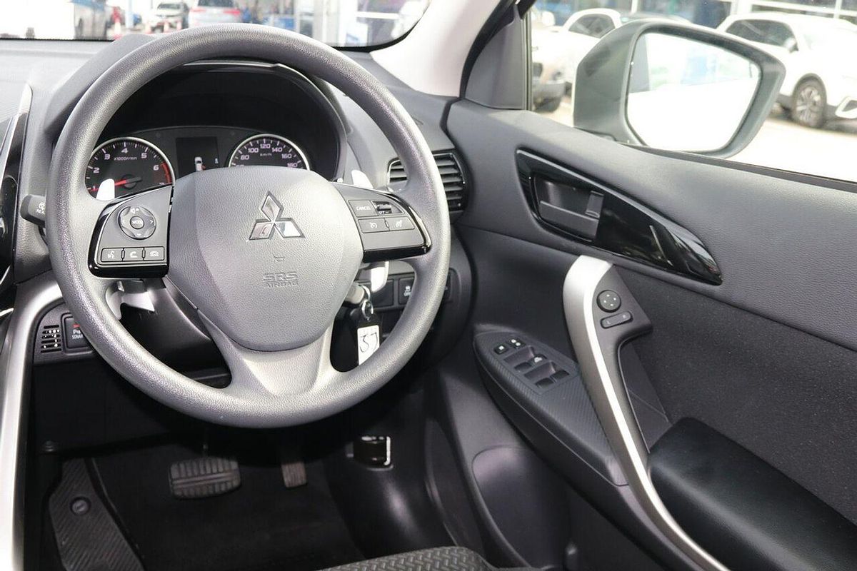 2023 Mitsubishi Eclipse Cross ES YB