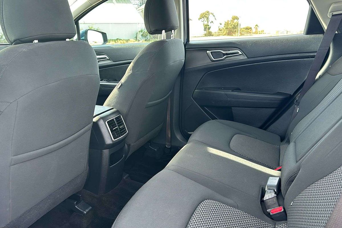 2023 Kia Sportage S NQ5