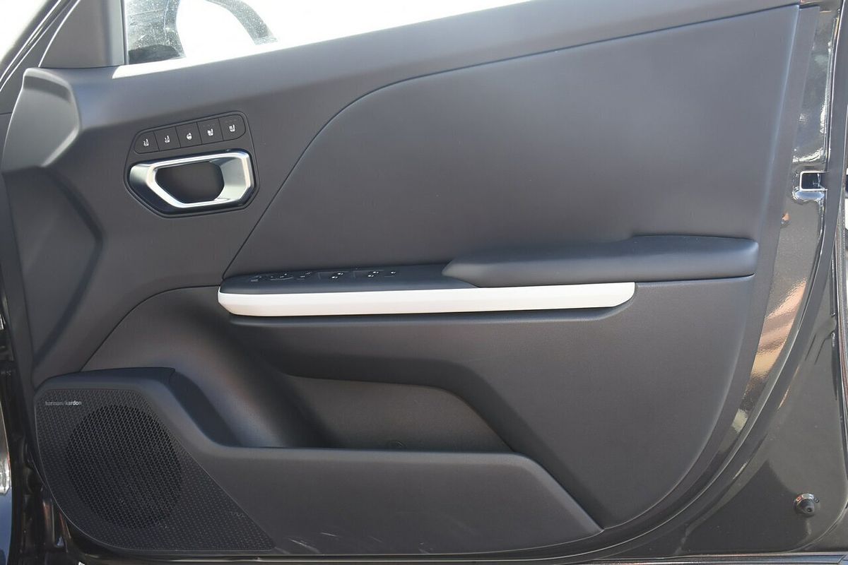 2025 Kia K4 GT-Line CL4m