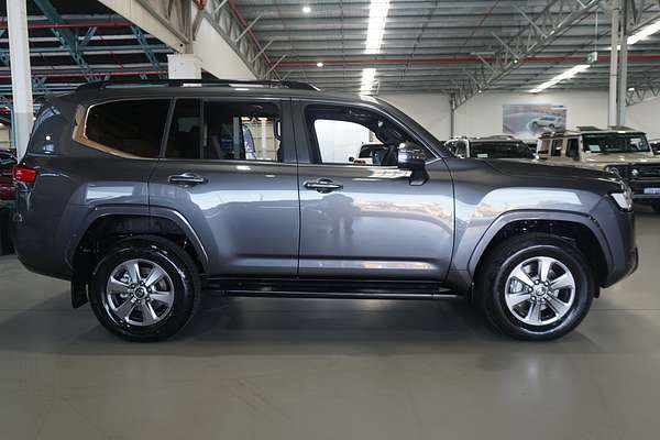 2025 Toyota Landcruiser VX FJA300R