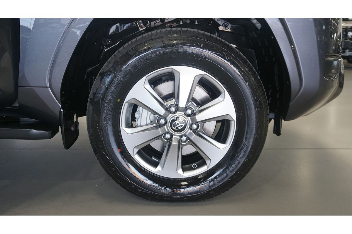 2025 Toyota Landcruiser VX FJA300R