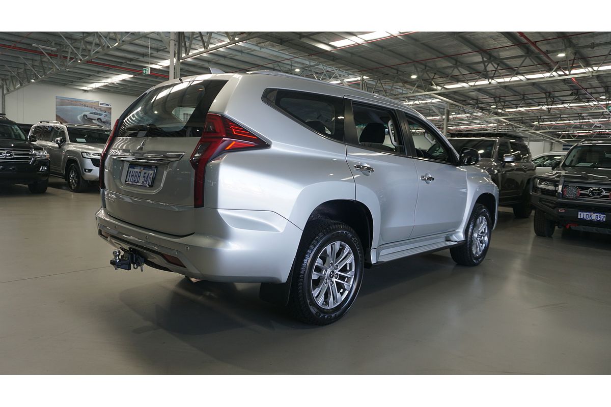 2020 Mitsubishi Pajero Sport GLX QF