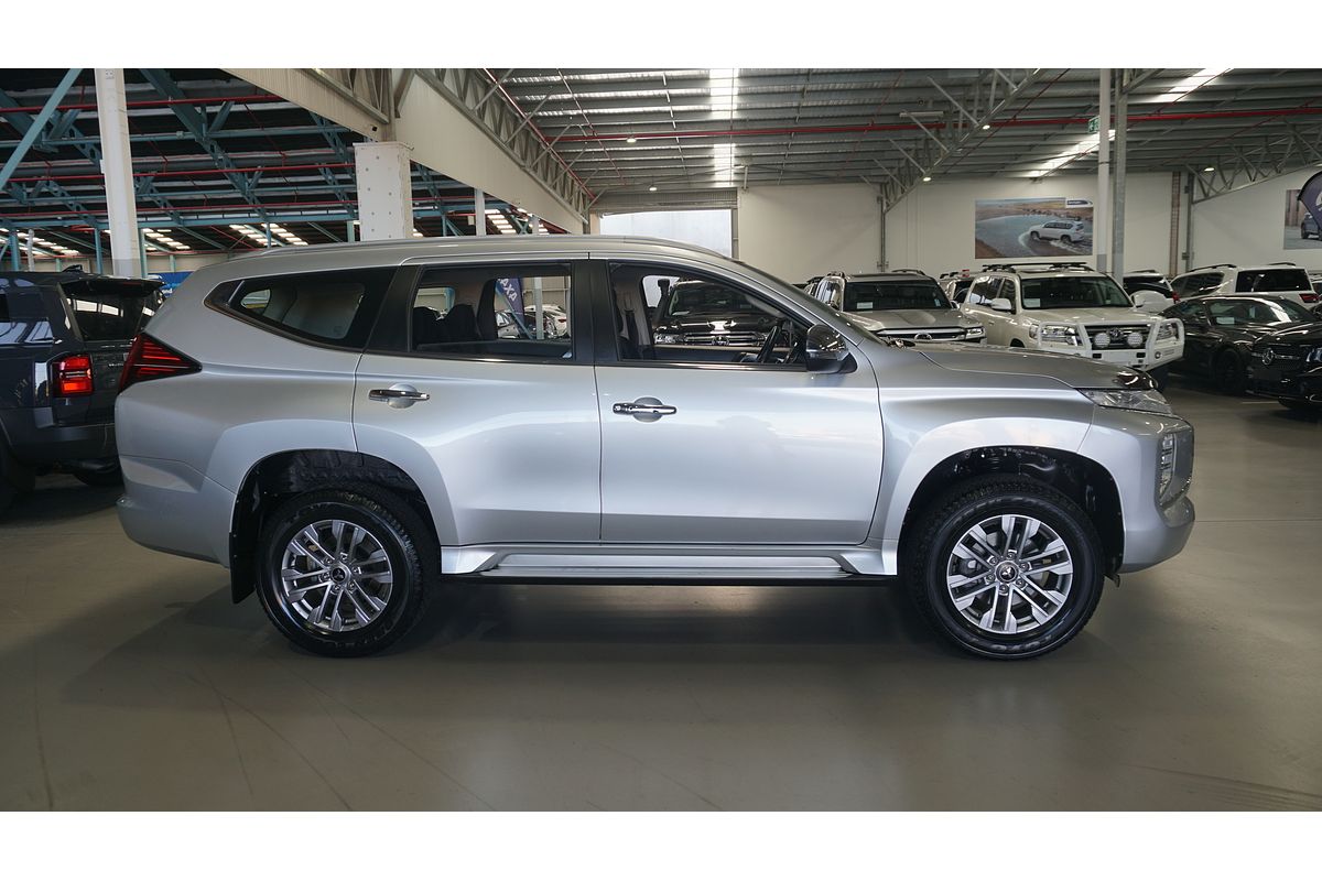 2020 Mitsubishi Pajero Sport GLX QF