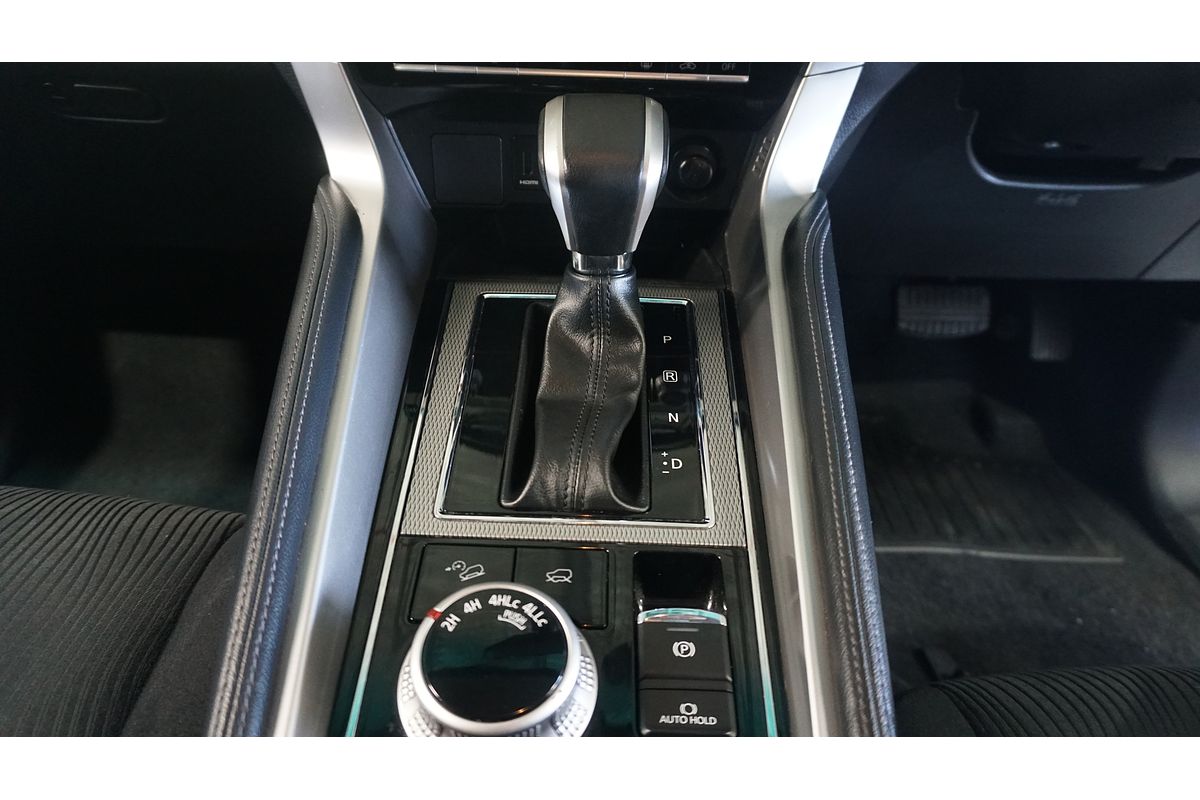 2020 Mitsubishi Pajero Sport GLX QF