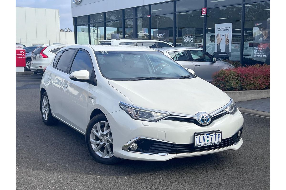 2017 Toyota Corolla Hybrid ZWE186R