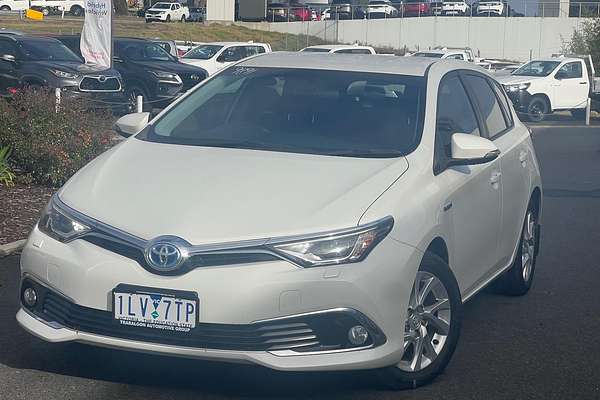 2017 Toyota Corolla Hybrid ZWE186R