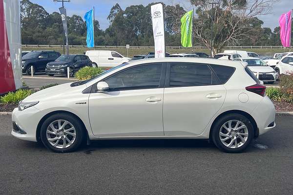 2017 Toyota Corolla Hybrid ZWE186R