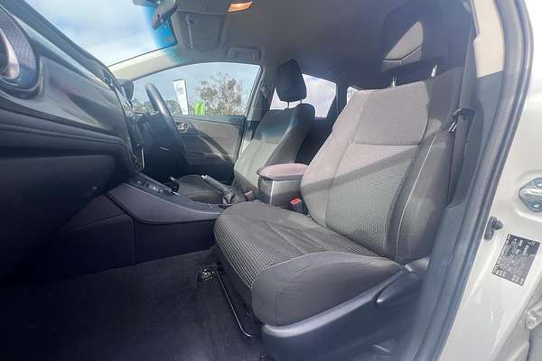 2017 Toyota Corolla Hybrid ZWE186R