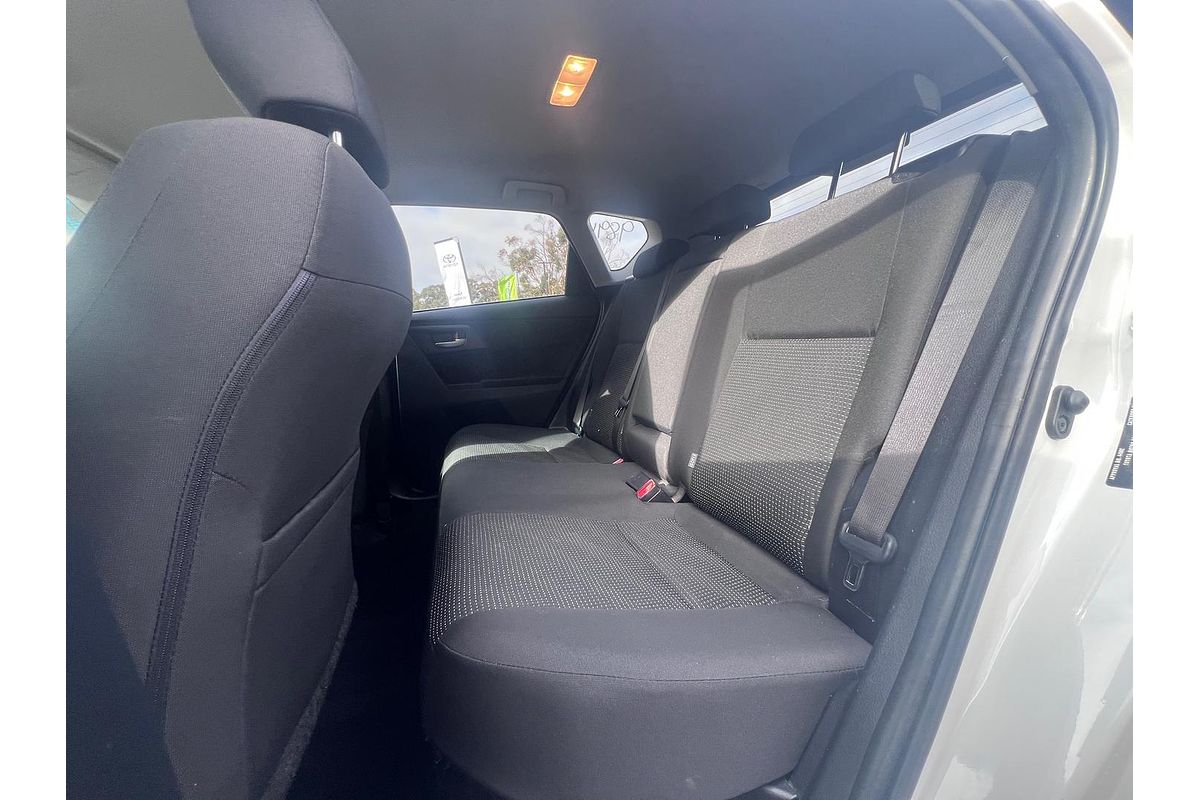 2017 Toyota Corolla Hybrid ZWE186R