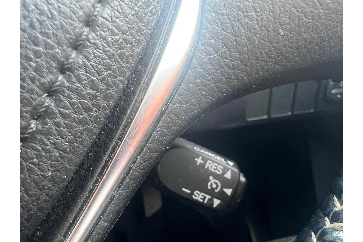 2017 Toyota Corolla Hybrid ZWE186R