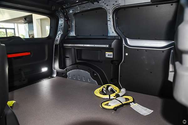2025 Volkswagen ID. Buzz Cargo BEV550 EBN SWB