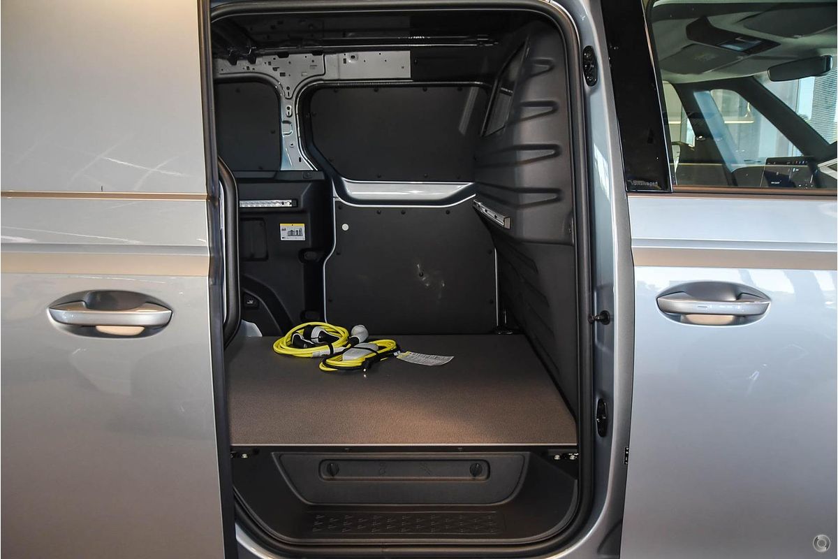 2025 Volkswagen ID. Buzz Cargo BEV550 EBN SWB