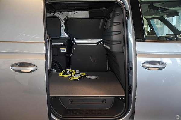 2025 Volkswagen ID. Buzz Cargo BEV550 EBN SWB