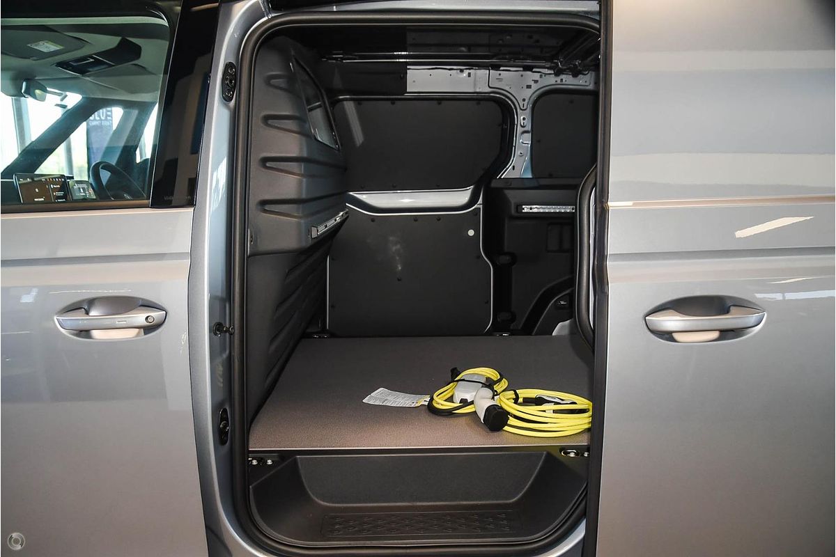 2025 Volkswagen ID. Buzz Cargo BEV550 EBN SWB