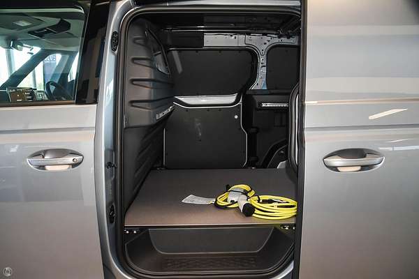 2025 Volkswagen ID. Buzz Cargo BEV550 EBN SWB