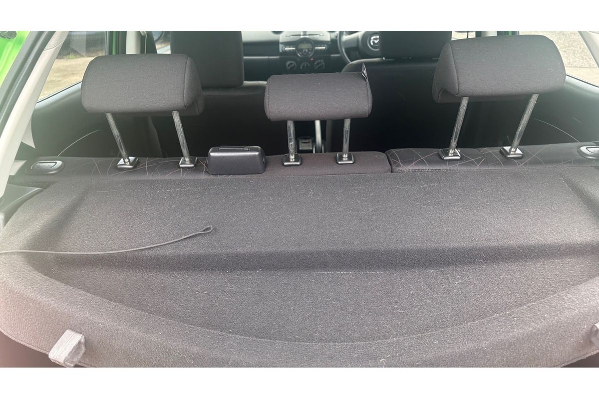 2011 Mazda 2 Neo DE MY10