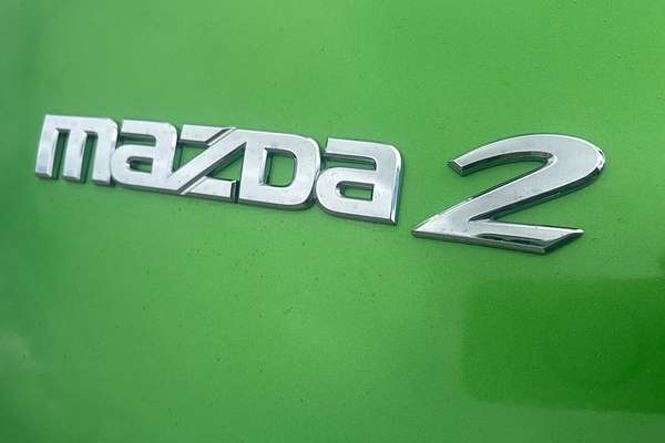 2011 Mazda 2 Neo DE MY10
