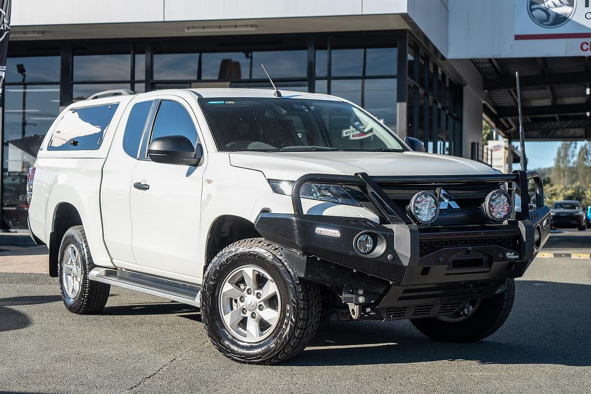 2022 Mitsubishi Triton GLX+ MR 4X4