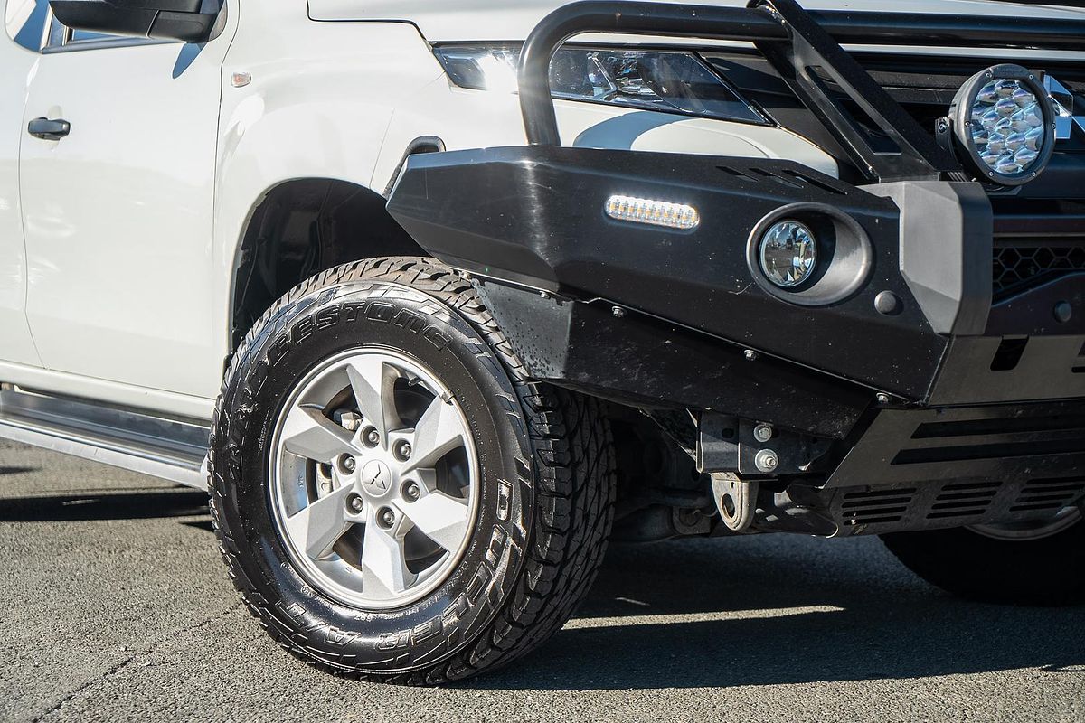 2022 Mitsubishi Triton GLX+ MR 4X4