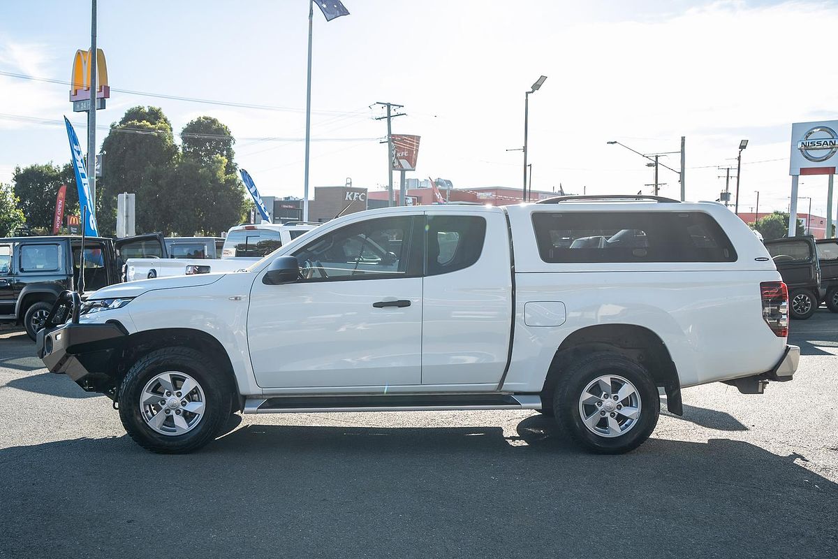 2022 Mitsubishi Triton GLX+ MR 4X4