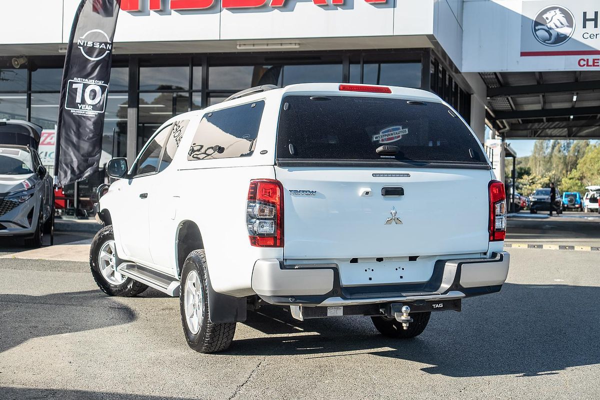2022 Mitsubishi Triton GLX+ MR 4X4