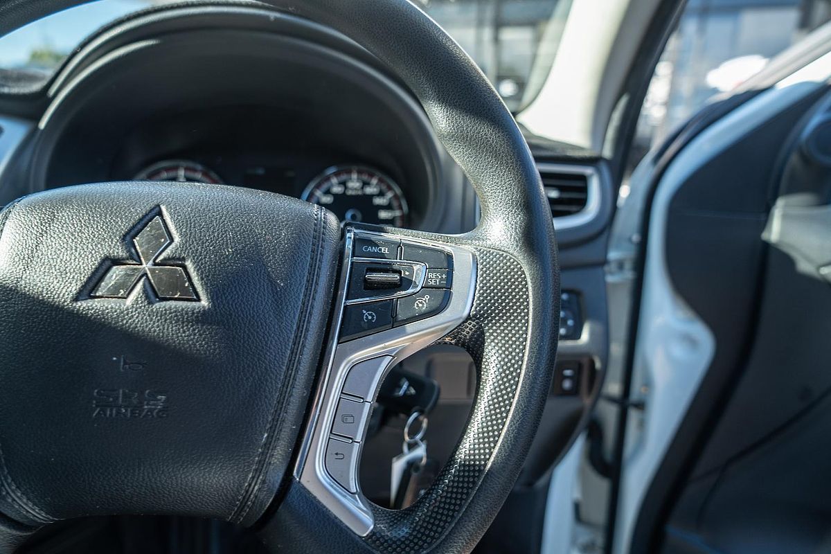 2022 Mitsubishi Triton GLX+ MR 4X4