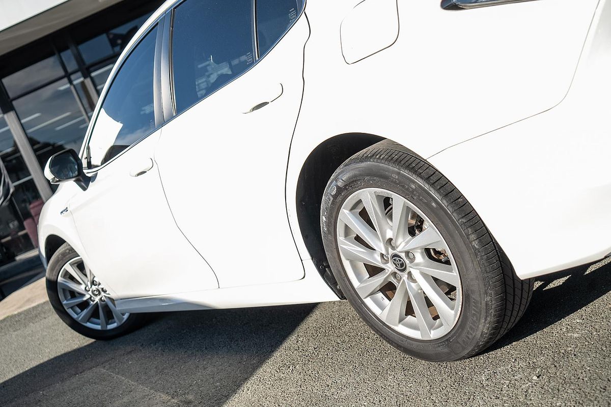 2021 Toyota Camry Ascent AXVH70R