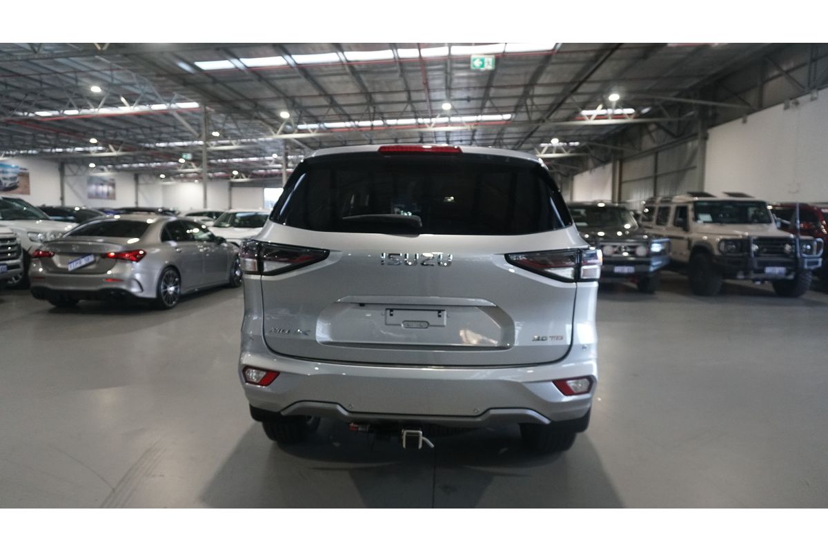 2022 Isuzu MU-X LS-T