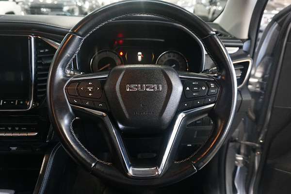 2022 Isuzu MU-X LS-T