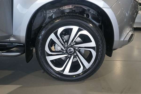 2022 Isuzu MU-X LS-T