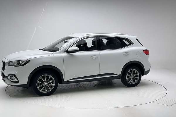 2022 MG HS Vibe SAS23