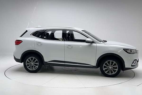 2022 MG HS Vibe SAS23