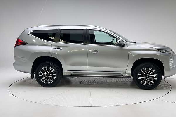 2021 Mitsubishi Pajero Sport GLS QF