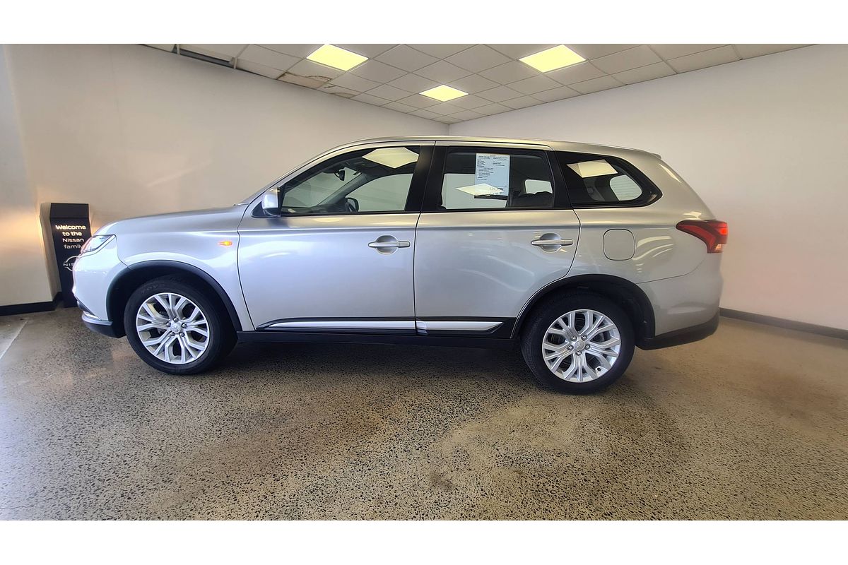 2021 Mitsubishi Outlander ES ZL