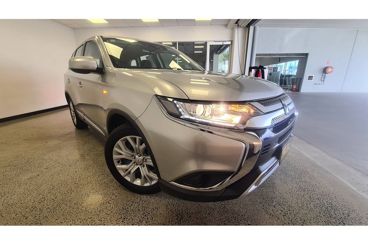 2021 Mitsubishi Outlander ES ZL