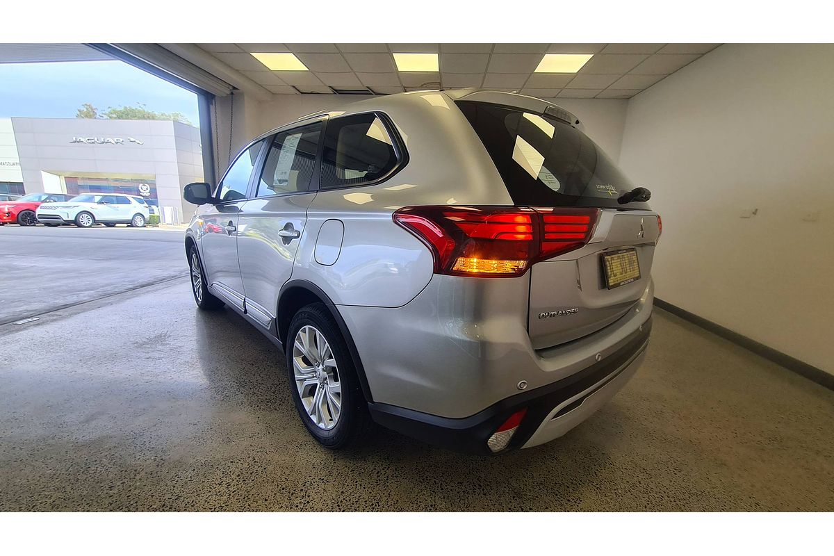 2021 Mitsubishi Outlander ES ZL