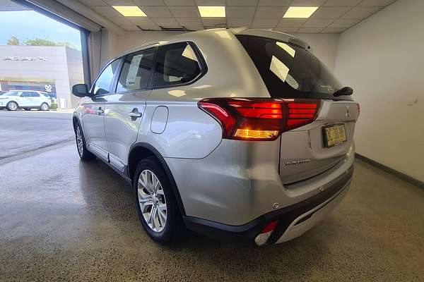 2021 Mitsubishi Outlander ES ZL