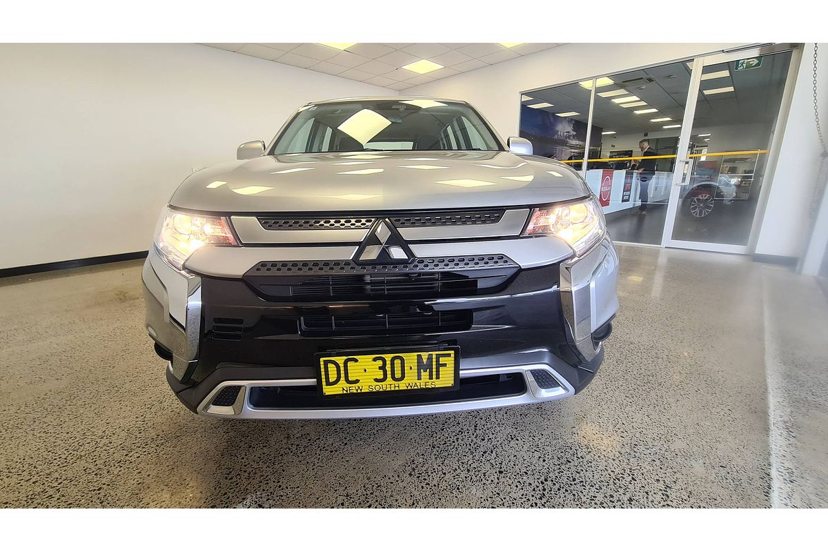 2021 Mitsubishi Outlander ES ZL