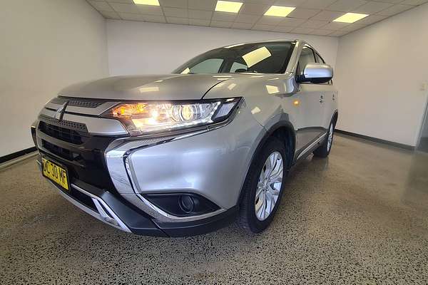 2021 Mitsubishi Outlander ES ZL