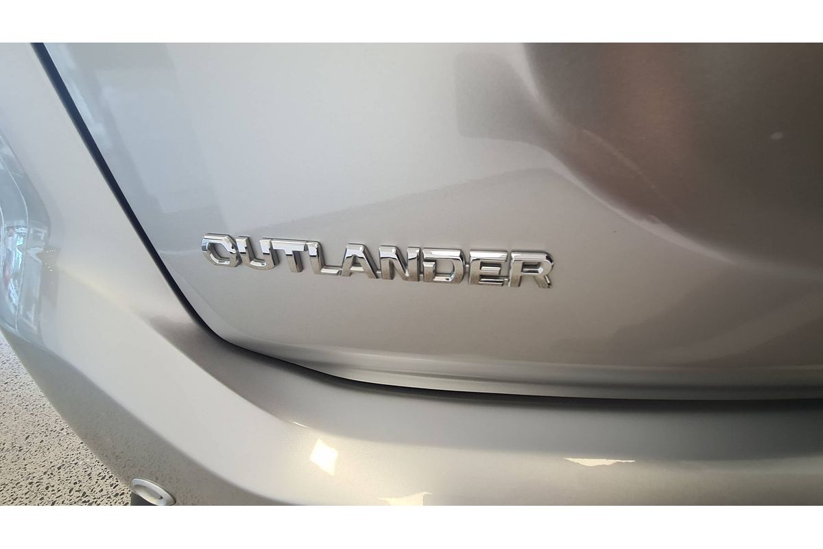 2021 Mitsubishi Outlander ES ZL